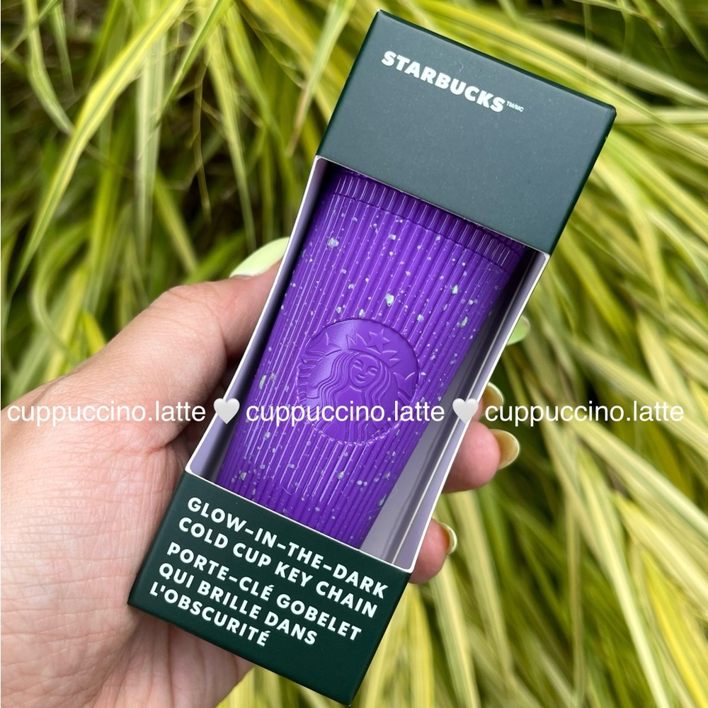 💜LAST ONE✨Starbucks 2024 Purple Pleated Speckle Glow Mini Tumbler Keychain